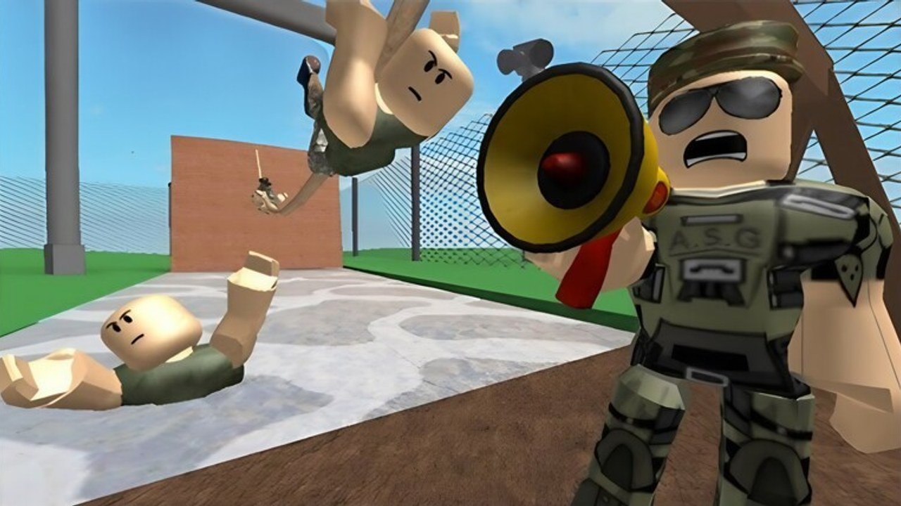 Army Escape in-game overview showing the army base parkour course, traps, and escape route